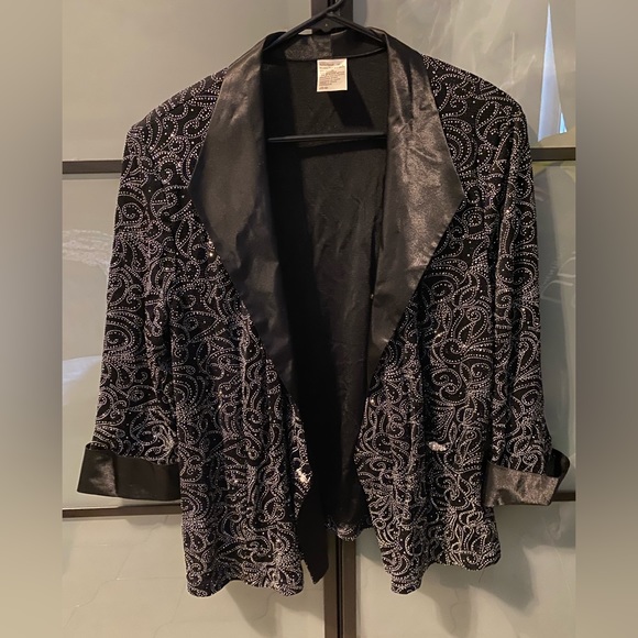 Elegant dressy bolero blazer - Picture 4 of 8